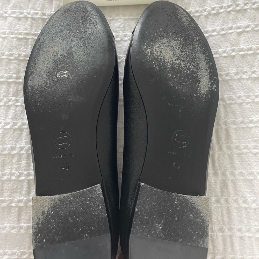 CHANEL Black Patent Cap Toe Flats - Picture 7 of 10
